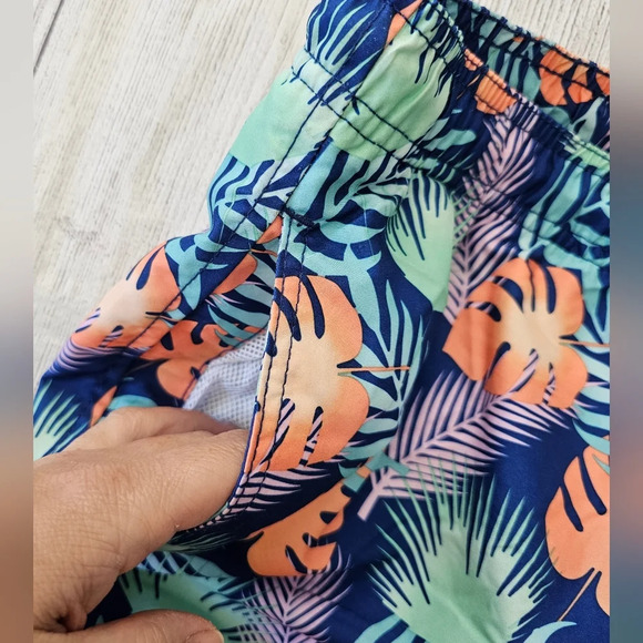 Party Shark’s •Men’s Size XL• Swim Shorts Lined Pockets Pull On Tropical Print - Picture 2 of 9